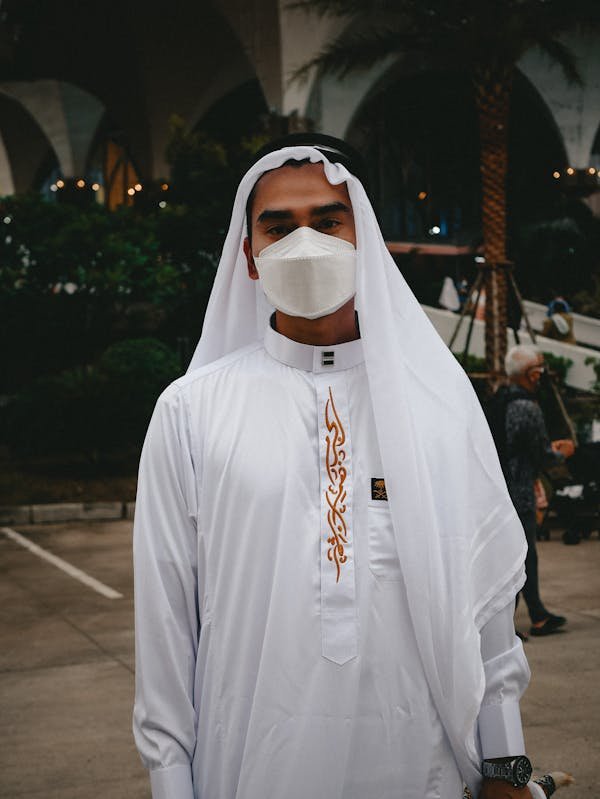 L'art du qamis pakistanais : tradition et style réunis